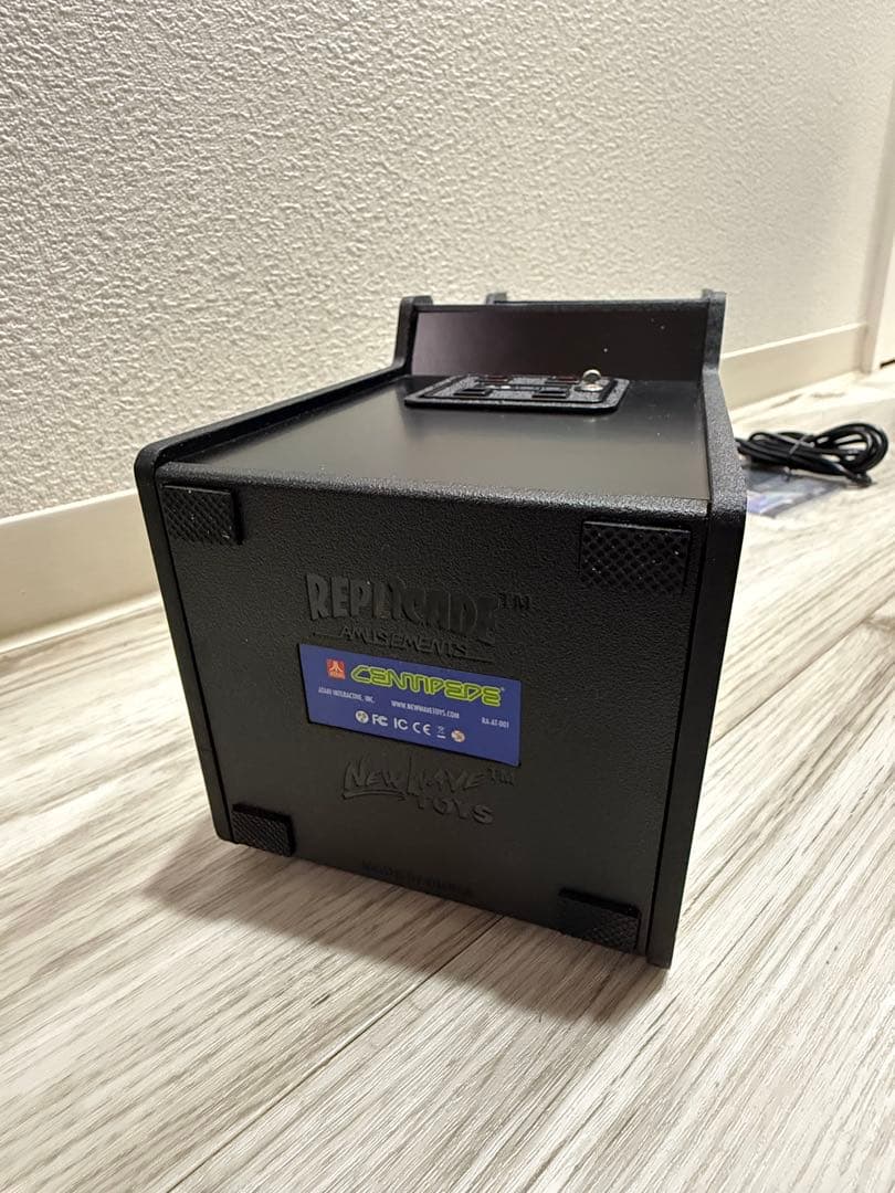 Atari CENTIPEDE 1/6スケールアーケードゲーム