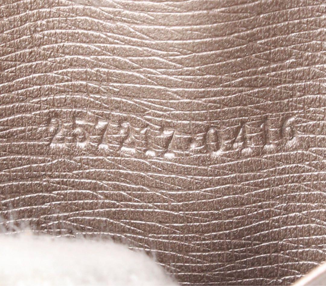 E2495 未使用 グッチ ラブリーハート 6連 キーケース