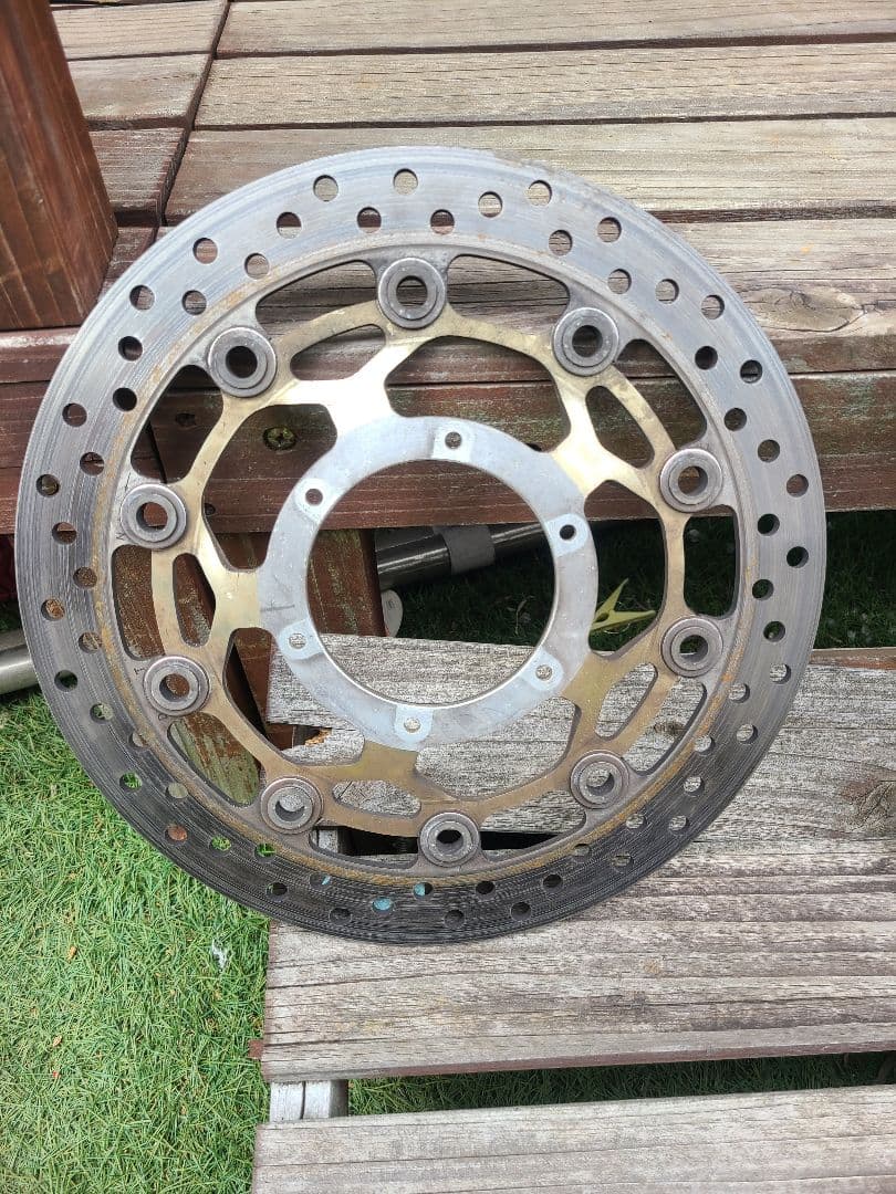 CBR600RR PC37後期　ブレーキディスク CB1300SF SB等