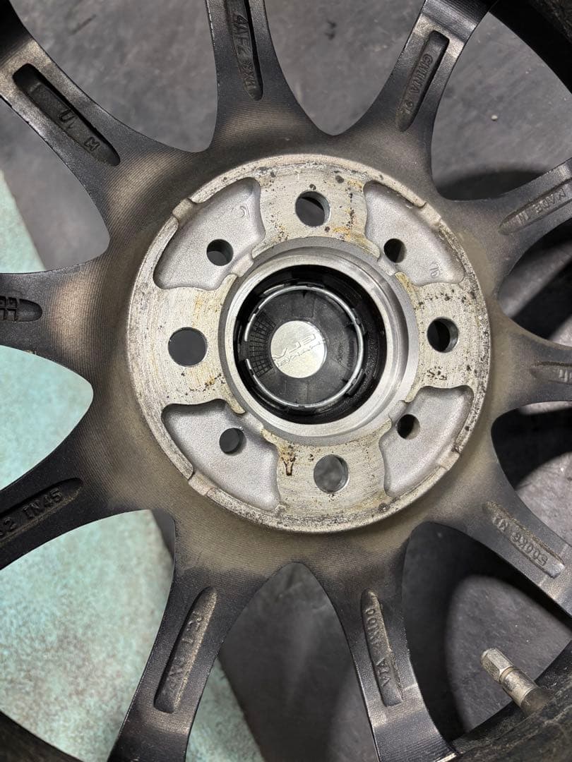 14インチ VELVA CHARGE ホイール