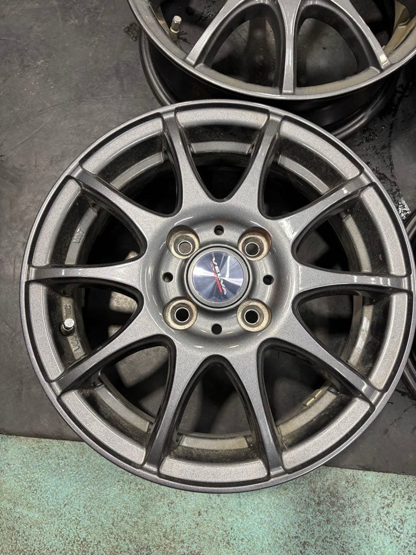 14インチ VELVA CHARGE ホイール