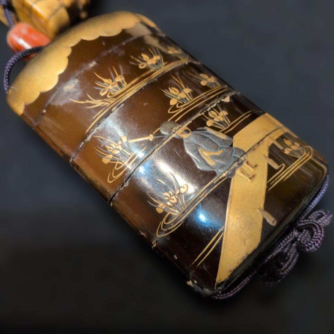 金蒔絵　印籠　人物根付