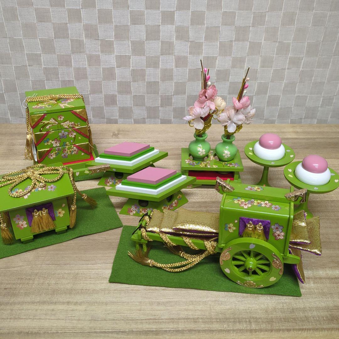 雛道具　25号　6点セット木製 抹茶色 幅60cm〜70cm前後3段用