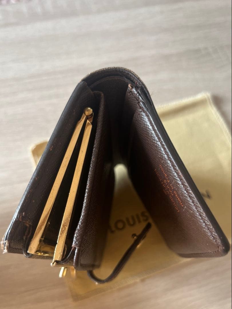 LOUIS VUITTON ダミエ 二つ折り財布