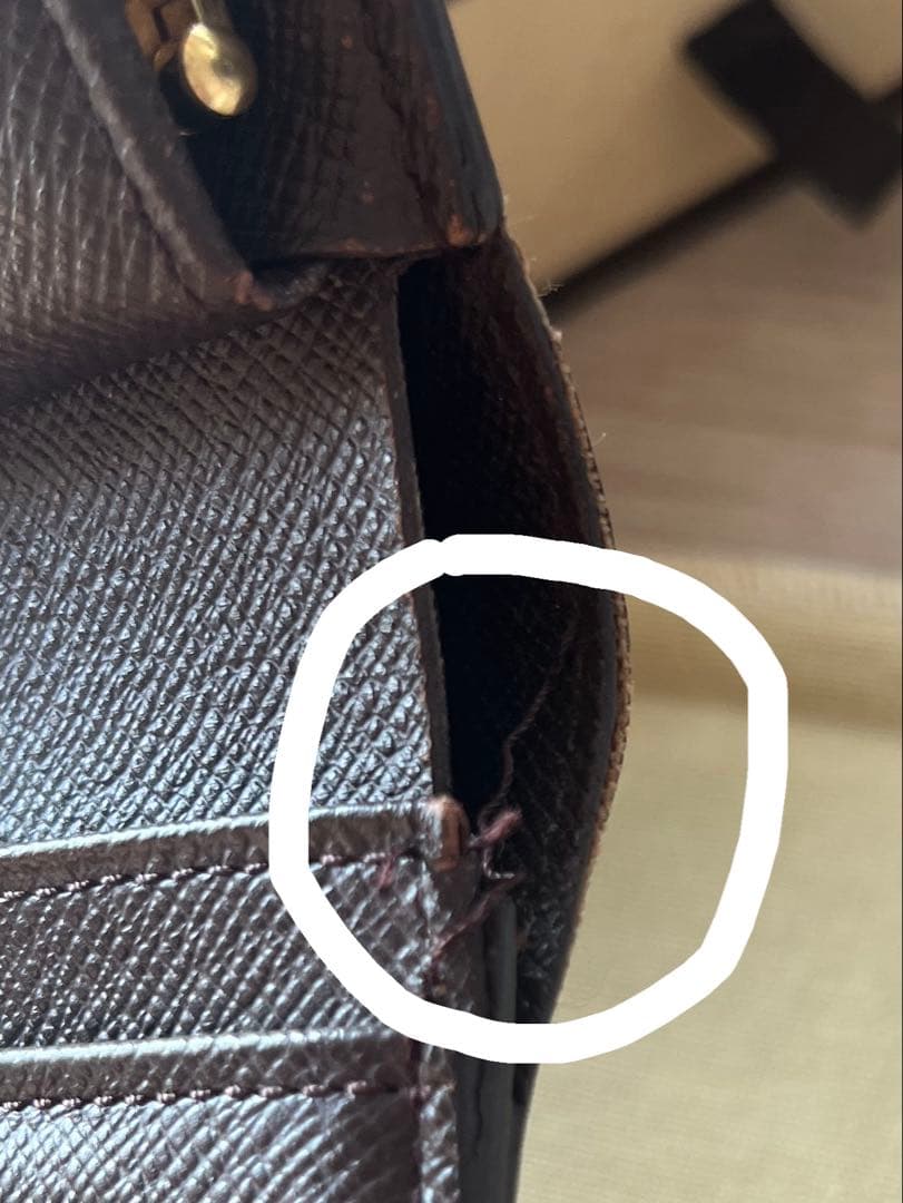 LOUIS VUITTON ダミエ 二つ折り財布