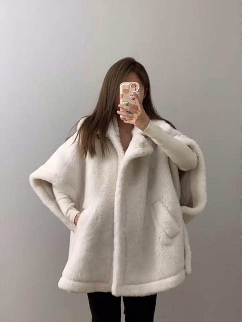 新品未使用 ベアポンチョ アルパカ素材 テディ ケープ ホワイト