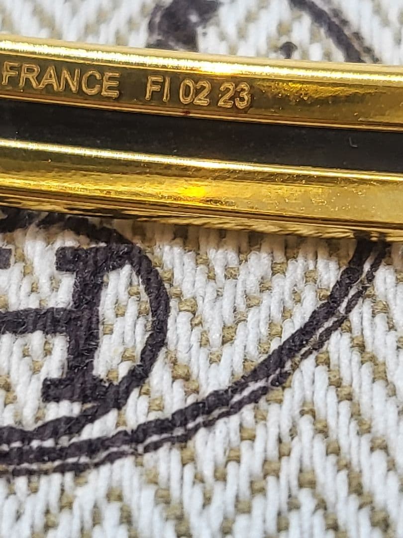 m*i様 エルメス ゴールドバングル