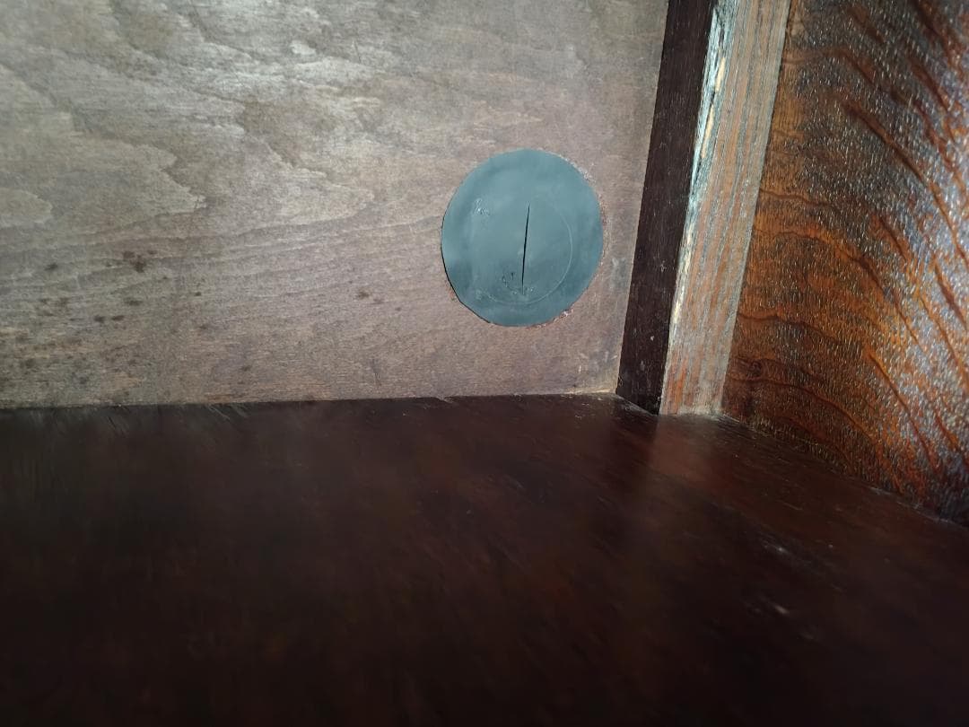 maruさま専用 英国アンティーク サイドボード オーク材の彫刻装飾付き家具