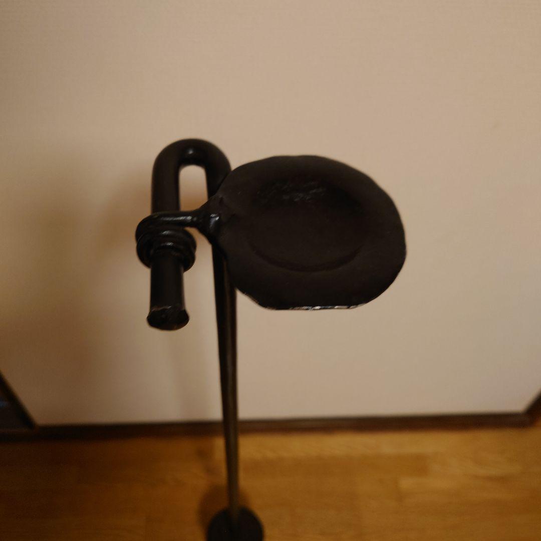 金属製スタンド型オブジェ 　灰皿　鉄　アイアン