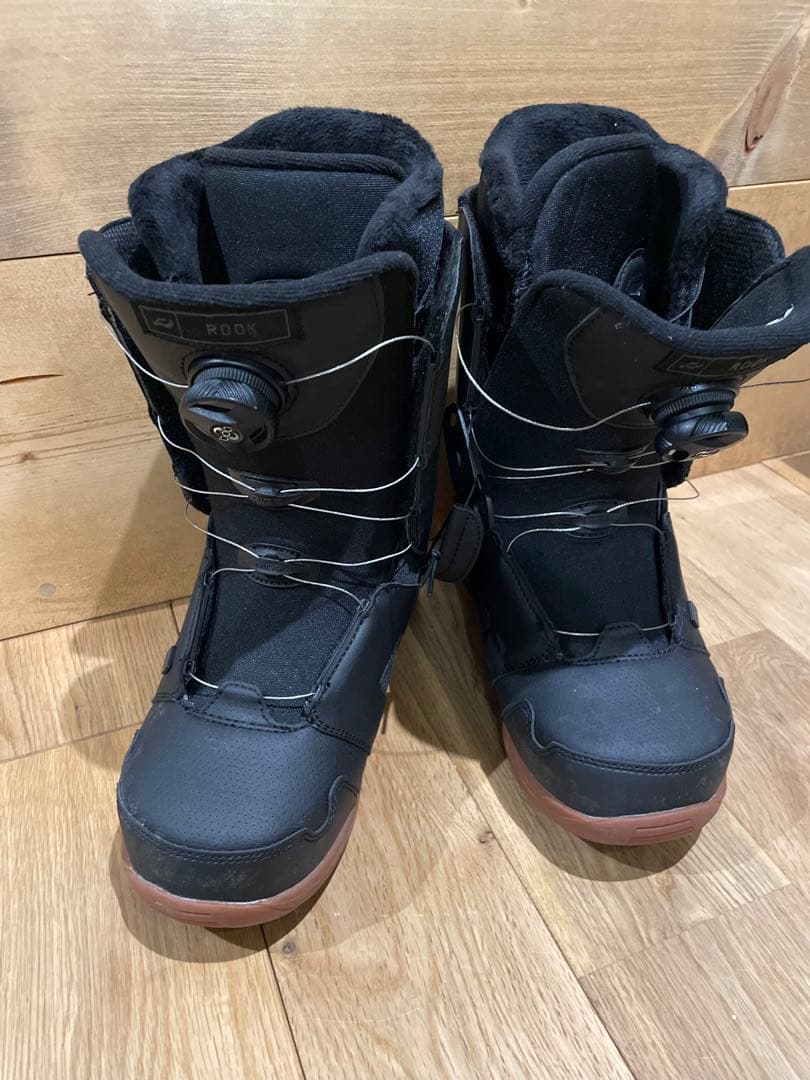 RIDEスノーボードブーツ　ブラック