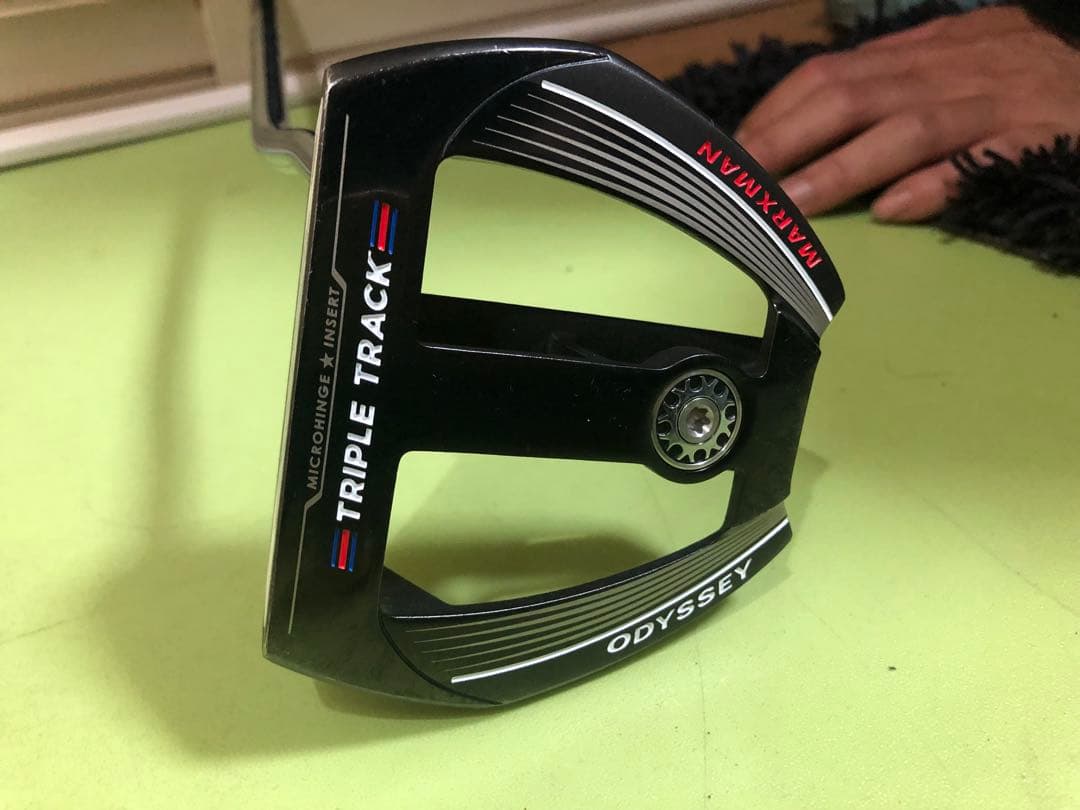 ODYSSEY TRIPLE TRACK MAXIMUM パター