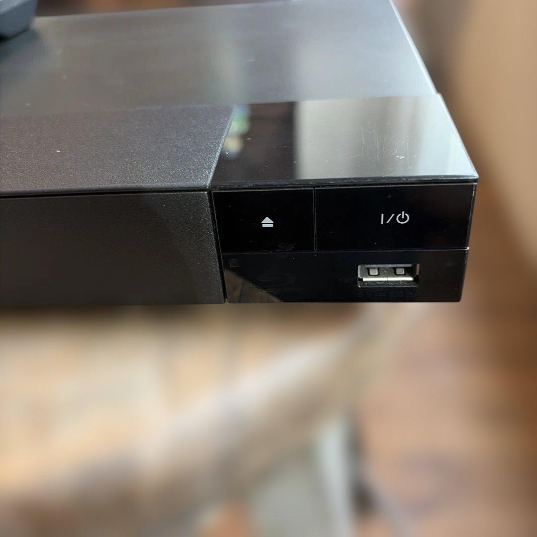 SONY ブルーレイプレーヤー 本体とリモコン付き