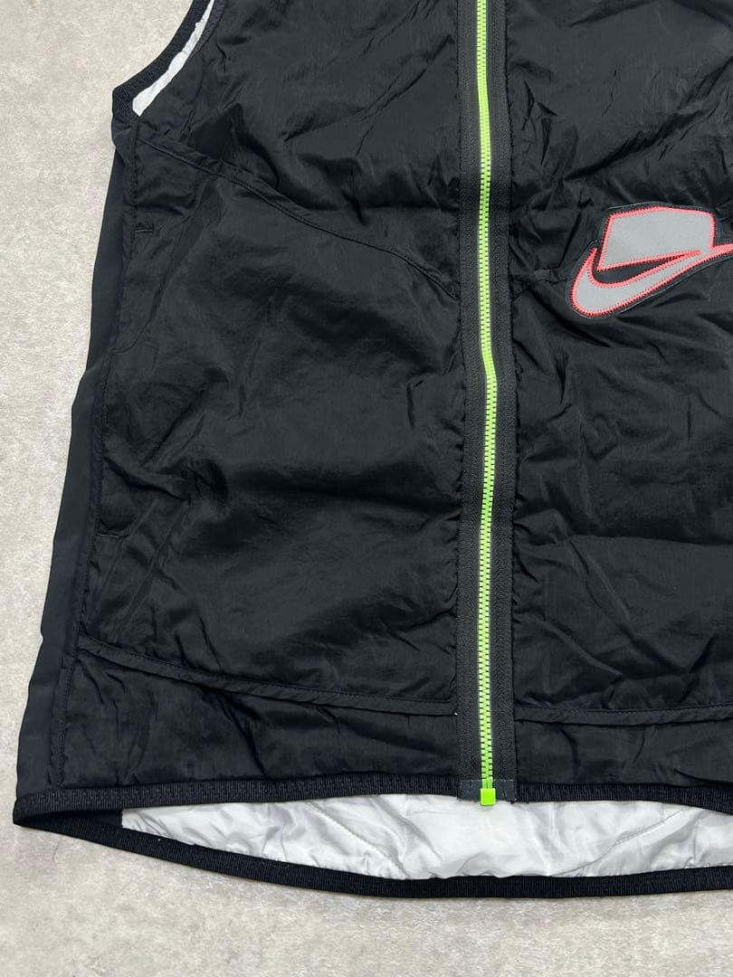 美品 NIKE ウィンドブレーカー ベスト ワイルドラン エアロイヤー 黒　S