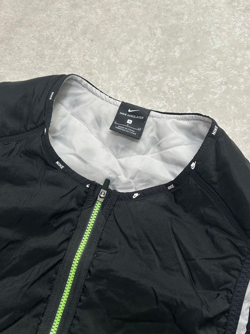 美品 NIKE ウィンドブレーカー ベスト ワイルドラン エアロイヤー 黒　S