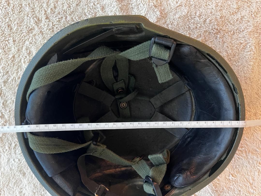 イギリス軍放出品MK6 ケブラーヘルメット実物