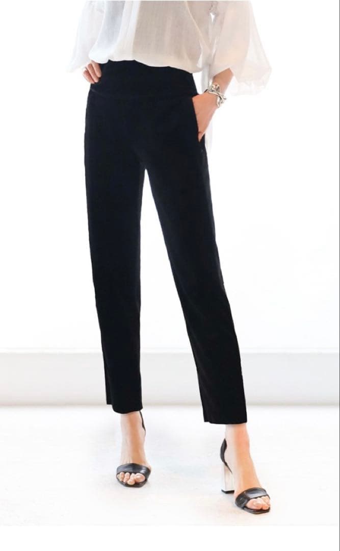 フォクシー デイジーリン 美脚パンツ Shape Velour