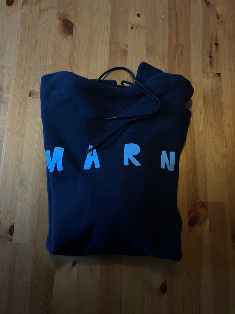 MARNI フード付きスウェット ネイビー