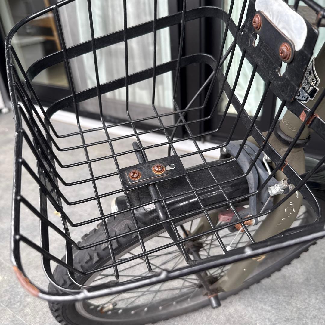 Jeep ジープ　キッズバイク オリーブグリーン 前カゴ付き　自転車　22インチ