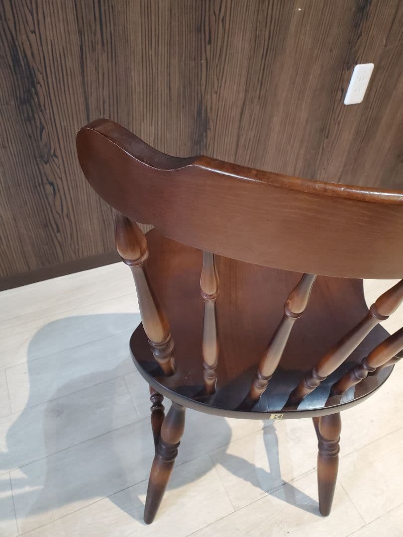 飛騨産業　キツツキ　 ウィンザーチェア　①