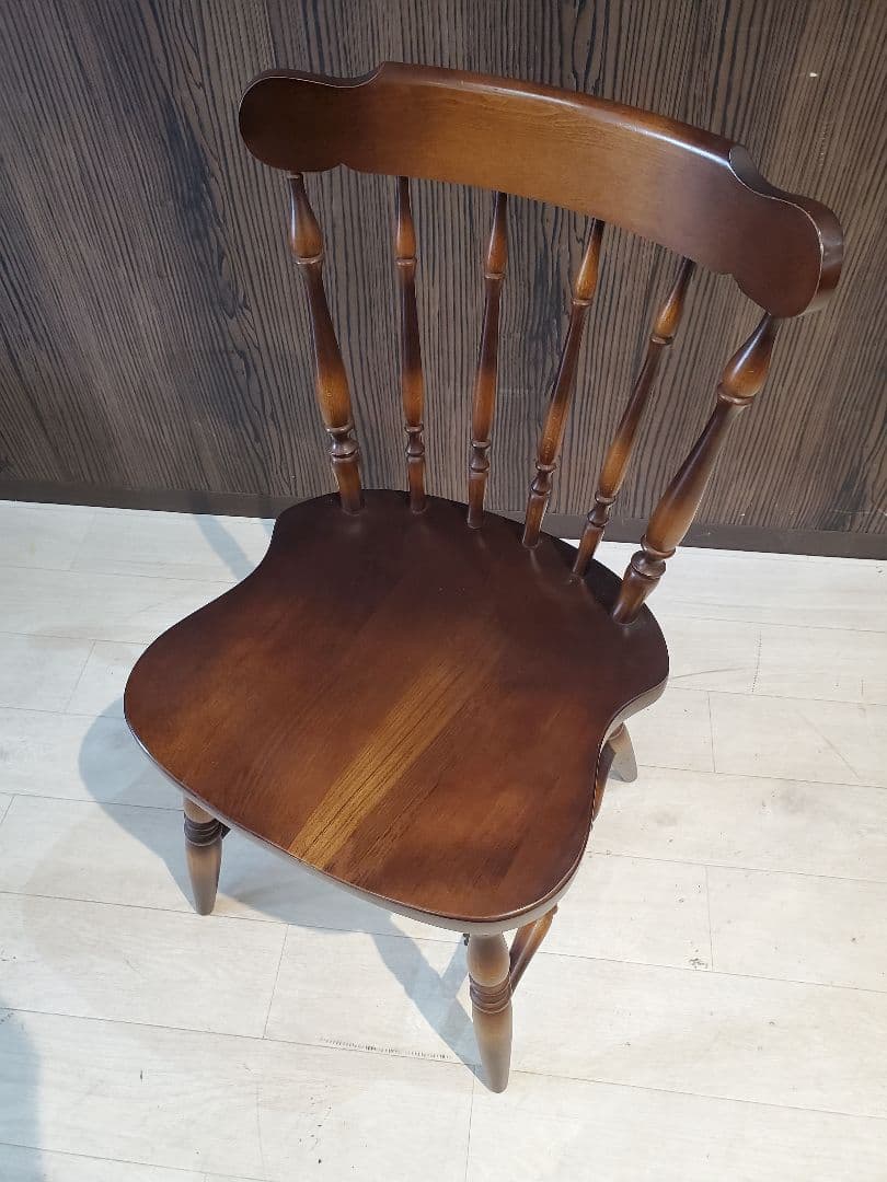 飛騨産業　キツツキ　 ウィンザーチェア　①