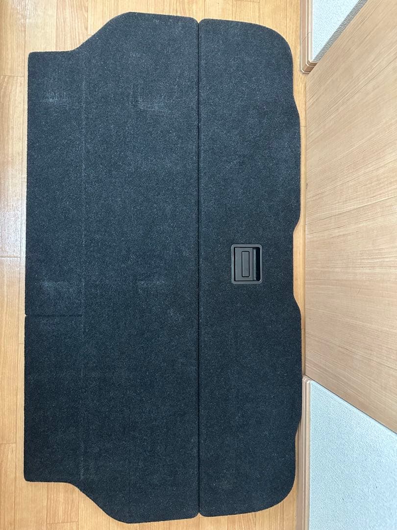 トヨタ　エスティマ　50系　ラゲッジデッキボード　64420-28040