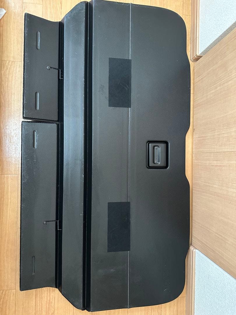 トヨタ　エスティマ　50系　ラゲッジデッキボード　64420-28040