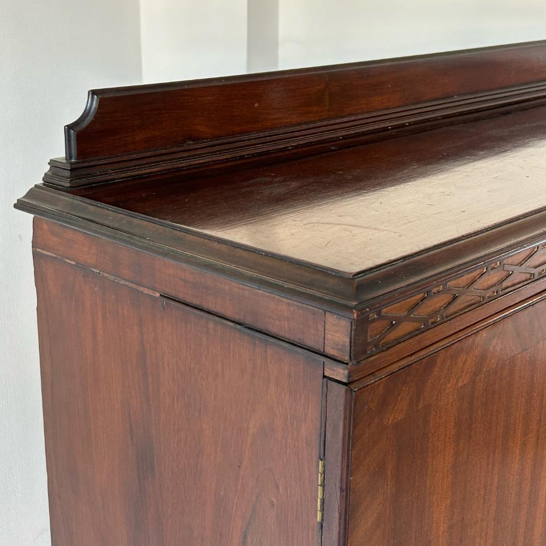 イギリス アンティーク　家具 ブックケース キャビネット 1930年頃 489A