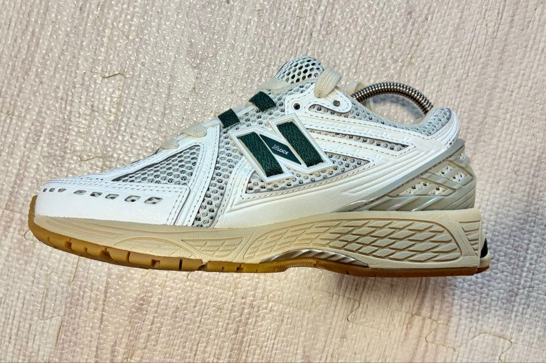 New Balance M1906RQ 23cm グリーン