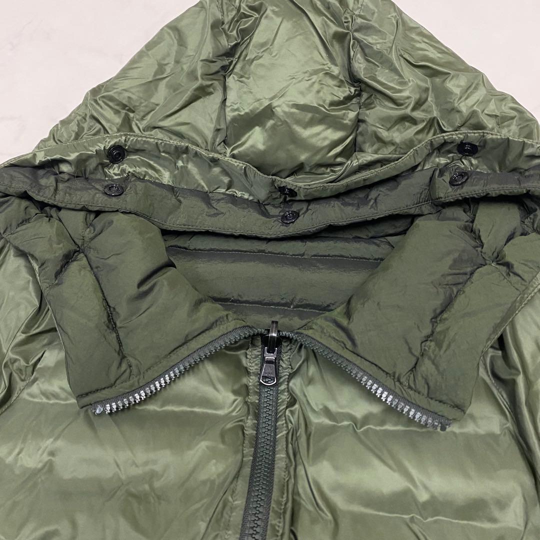 美品★TATRAS MALE ダウンポンチョ リバーシブル カーキ 02