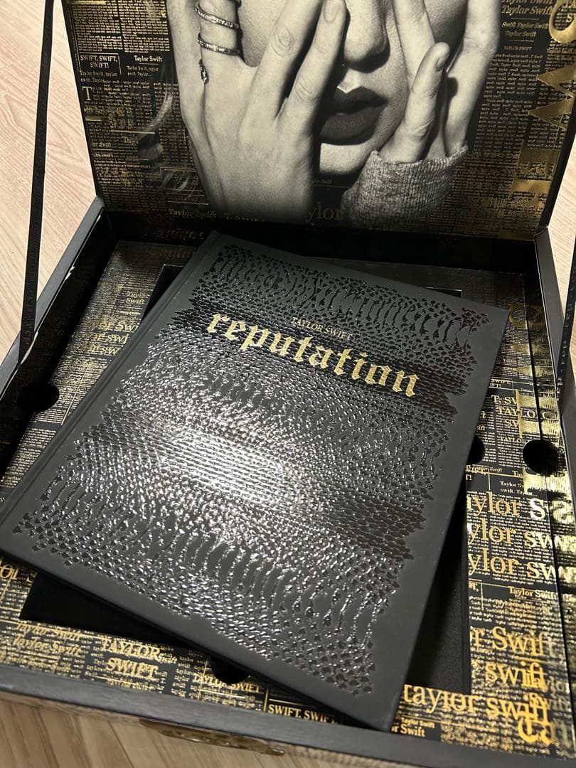 洋楽 Taylor Swift Reputation Tour VIP Box