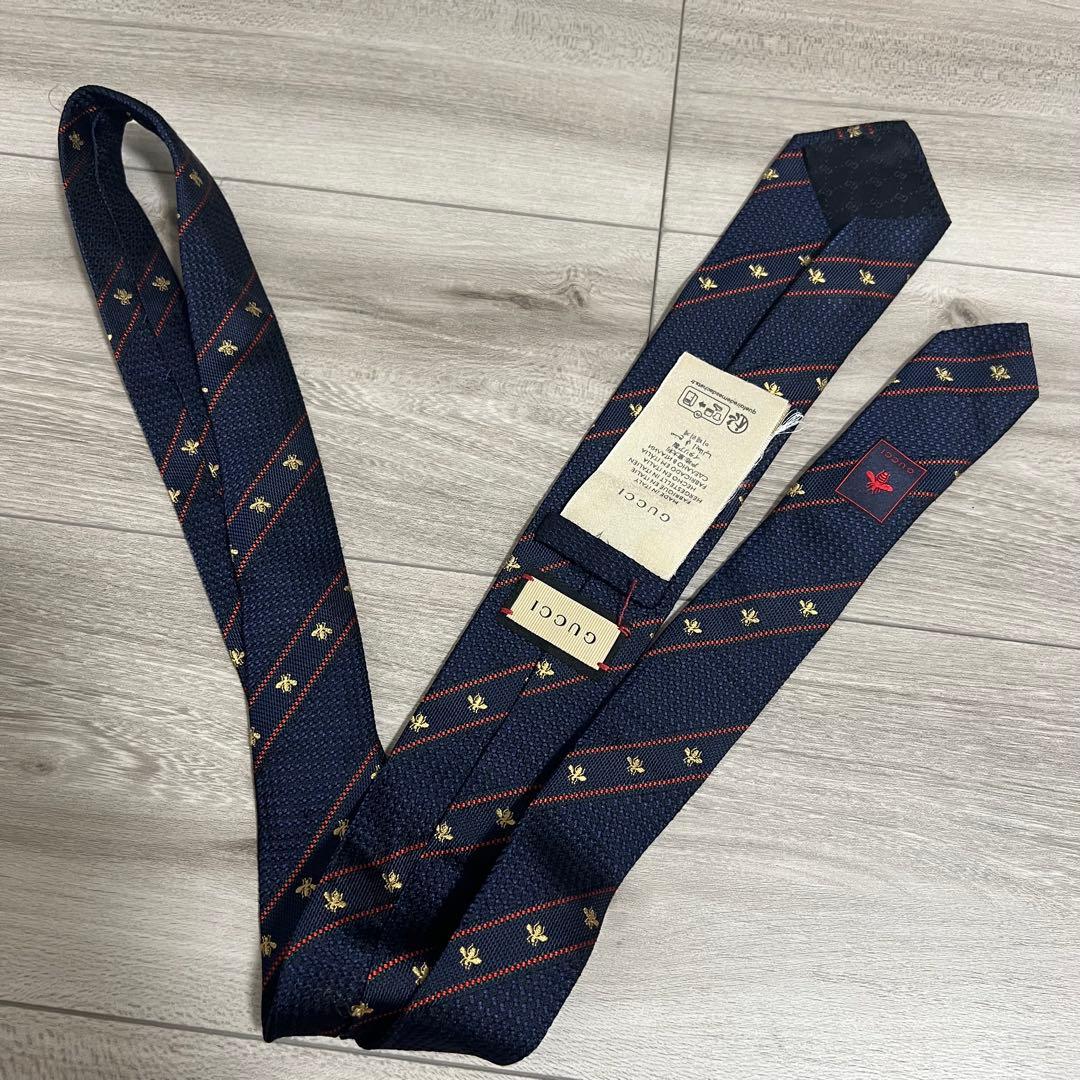 GUCCI グッチ ネイビー 蜂刺繍 ネクタイ メンズ イタリア製
