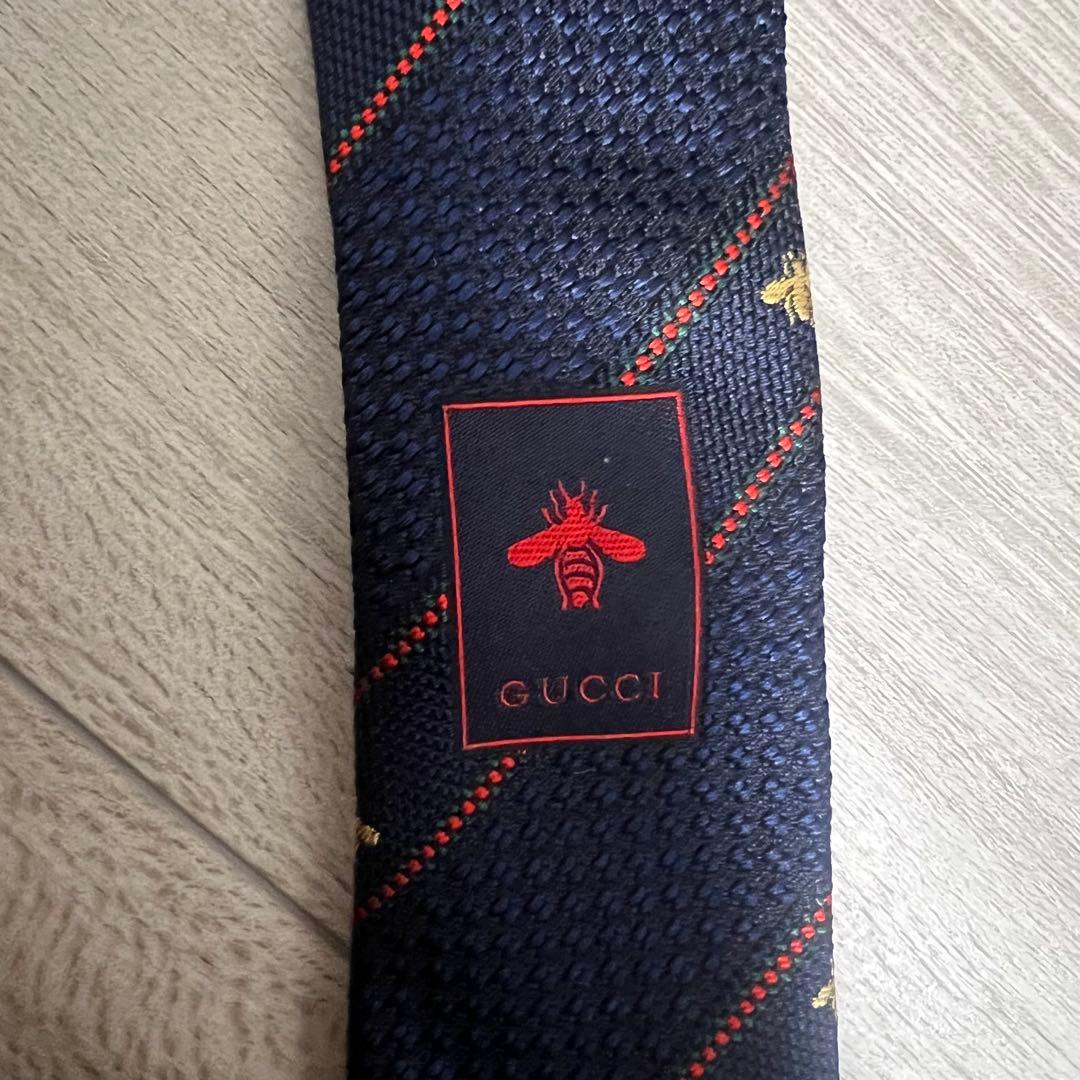 GUCCI グッチ ネイビー 蜂刺繍 ネクタイ メンズ イタリア製