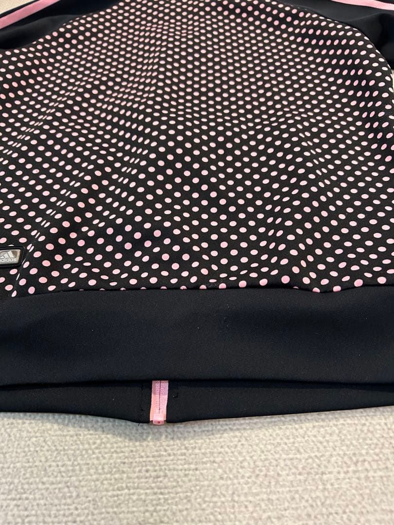 公*o様 adidas アディダス レディース トップスジャージ ベイビーわるき