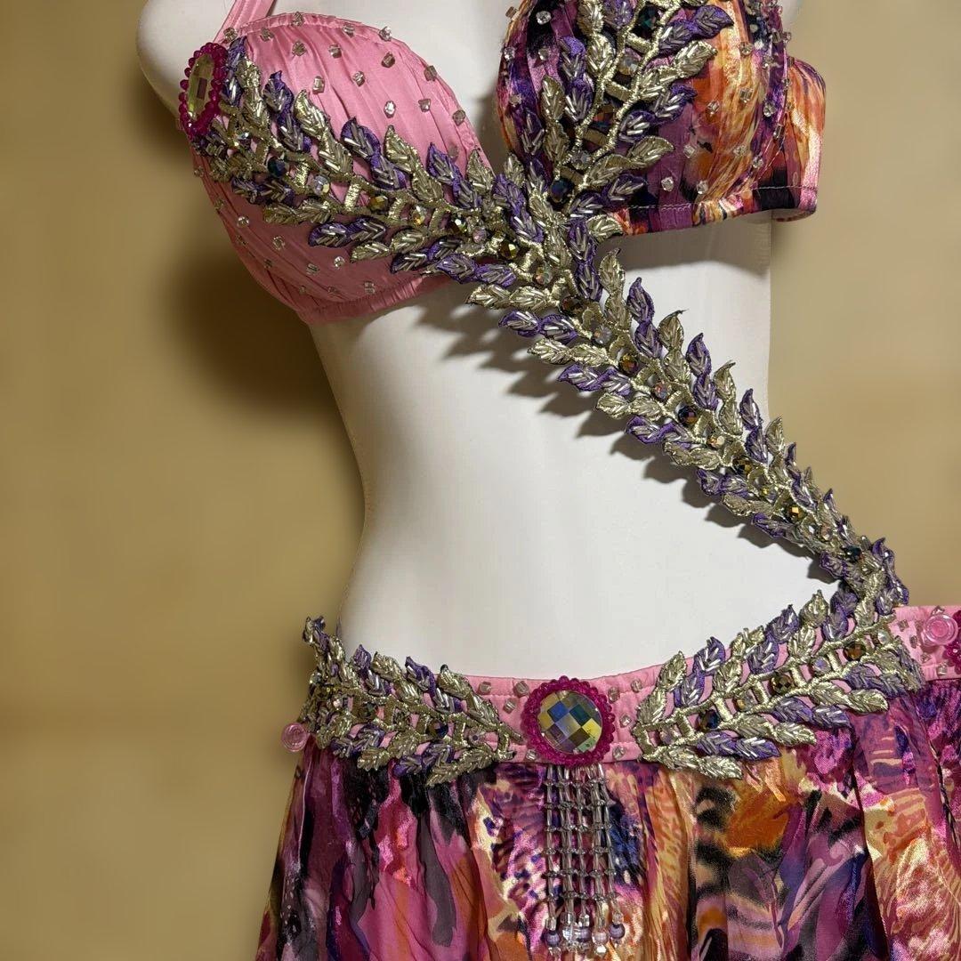 ベリーダンス セットアップ ピンクと紫