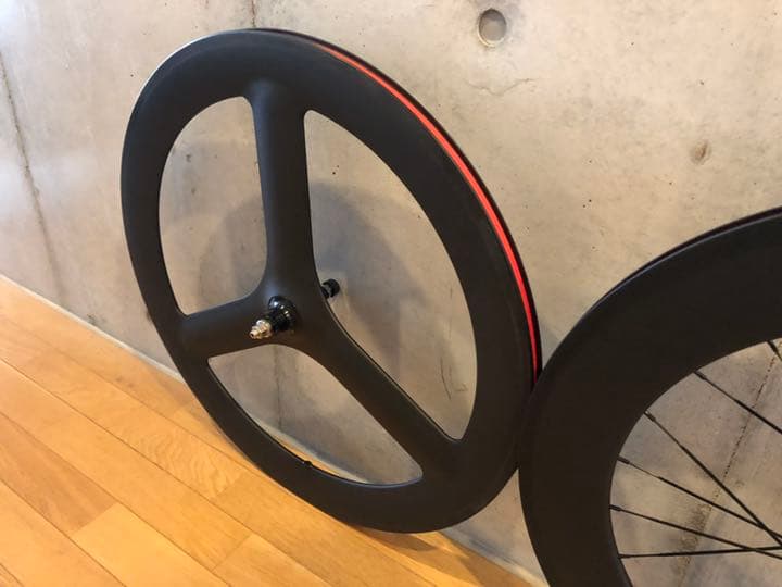 ピスト　カーボンホイール