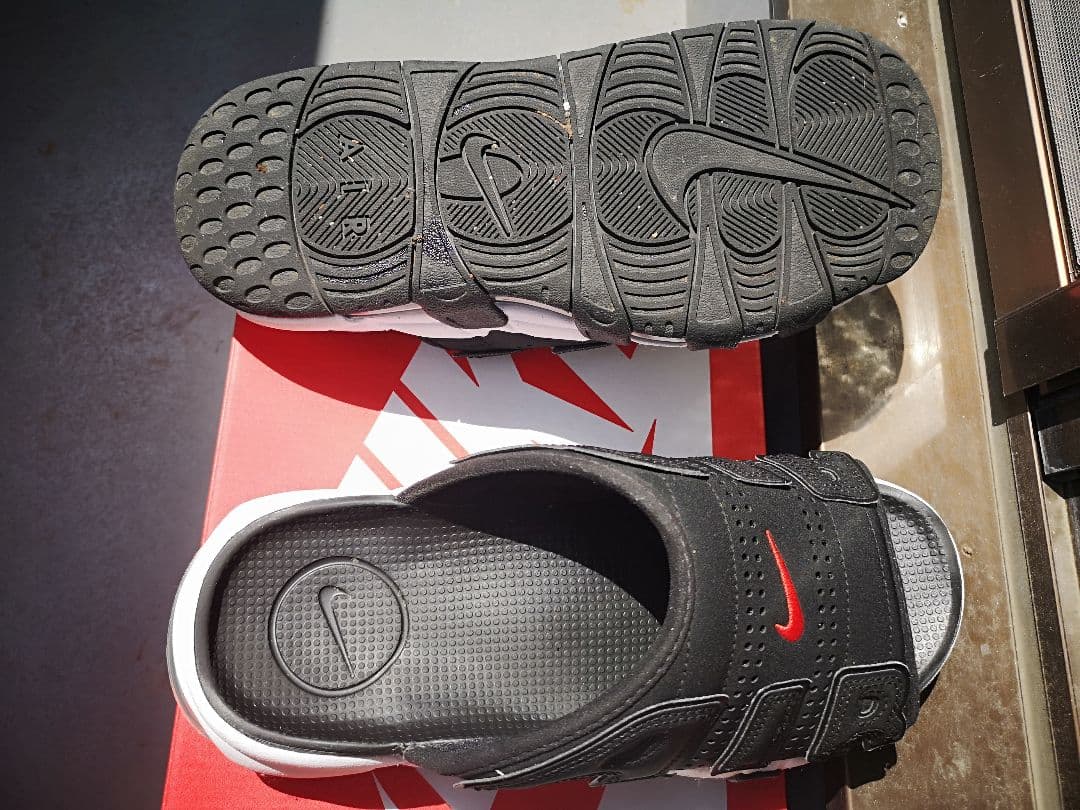 【27～27.5cm】NIKEナイキモアテンサンダル　エアモアアップテンポ