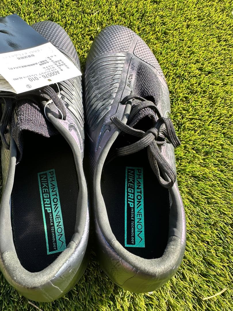 新品未使用タグ付きNIKEPHANTOM VENOM ELITE AG PRO