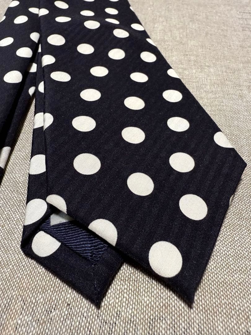【美品】GIERRE MILANO／ジエレ／シルクドットタイ／ブラック／ホワイト
