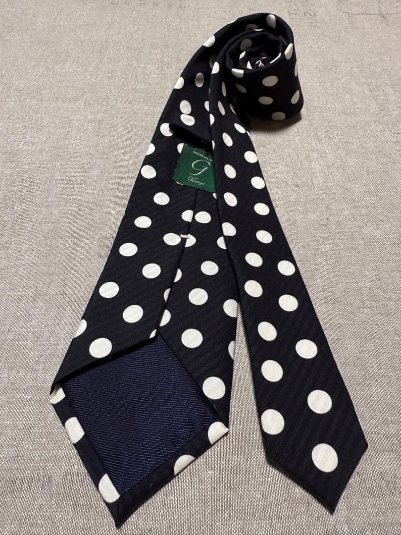 【美品】GIERRE MILANO／ジエレ／シルクドットタイ／ブラック／ホワイト