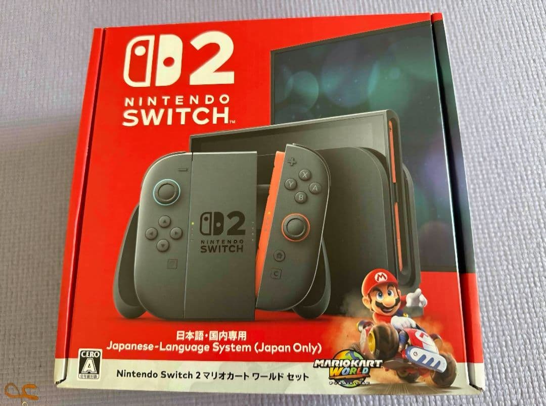 Nintendo Switch 2 日本語専用　３年保証、SDカード付き。