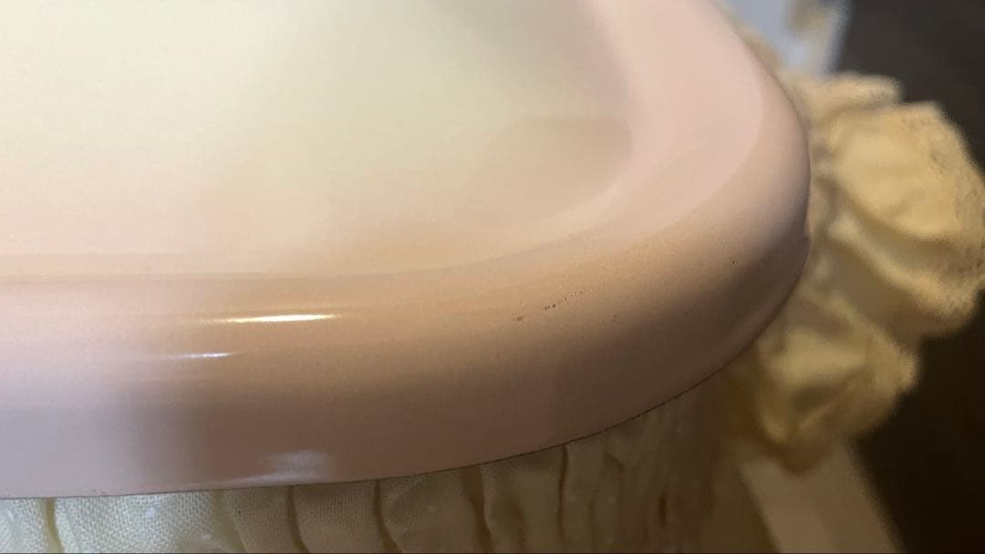 イマン ダイアナローズ　ビード入りBOX缶　美品