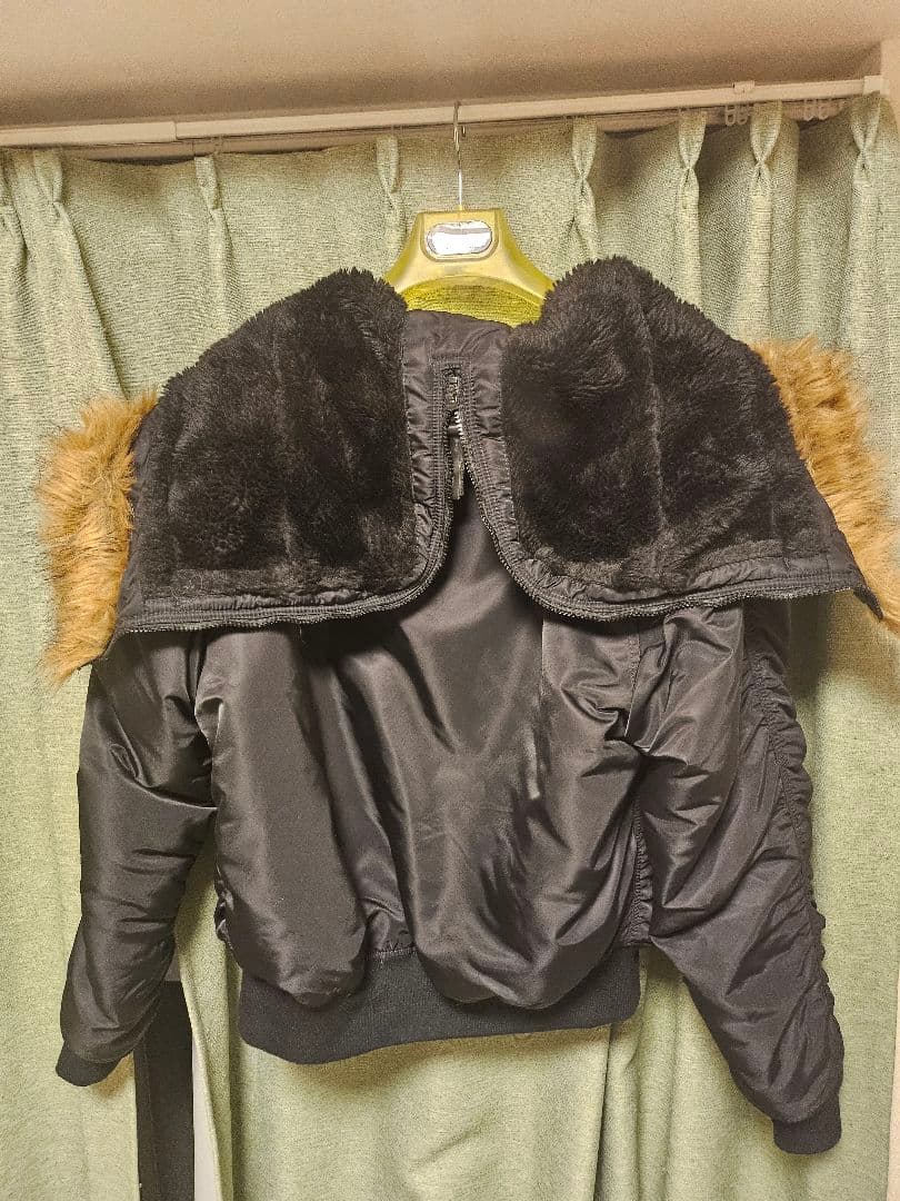 ALPHA N2Bジャケット ブラック(L) 短丈