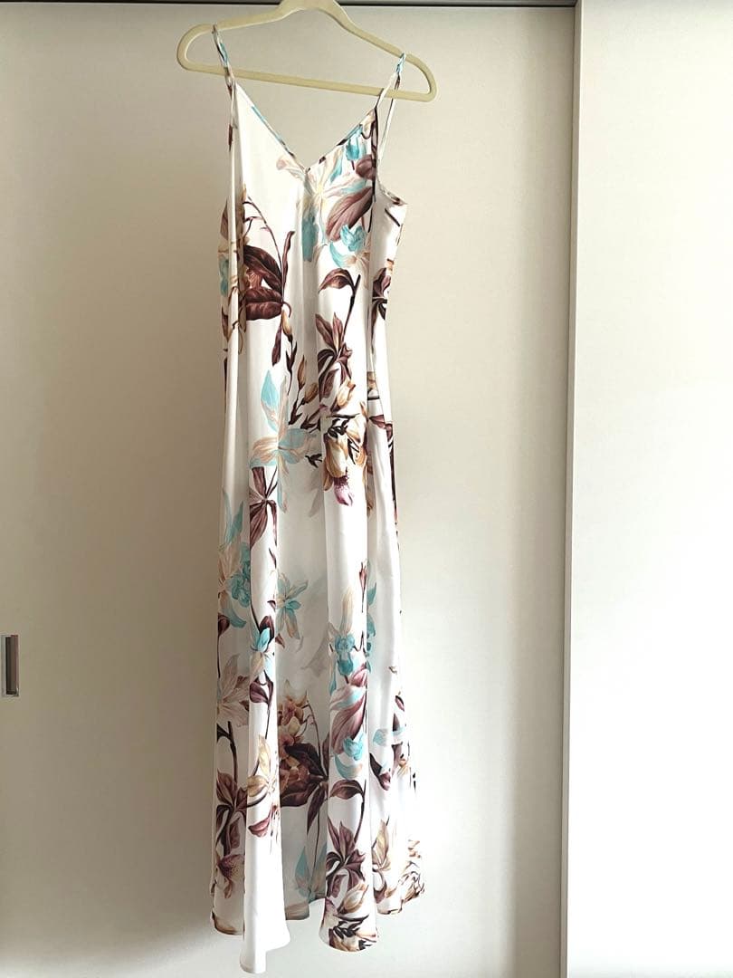 ★12/25まで★新品未使用タグ付★【Max Mara】ビーチワンピ（42）