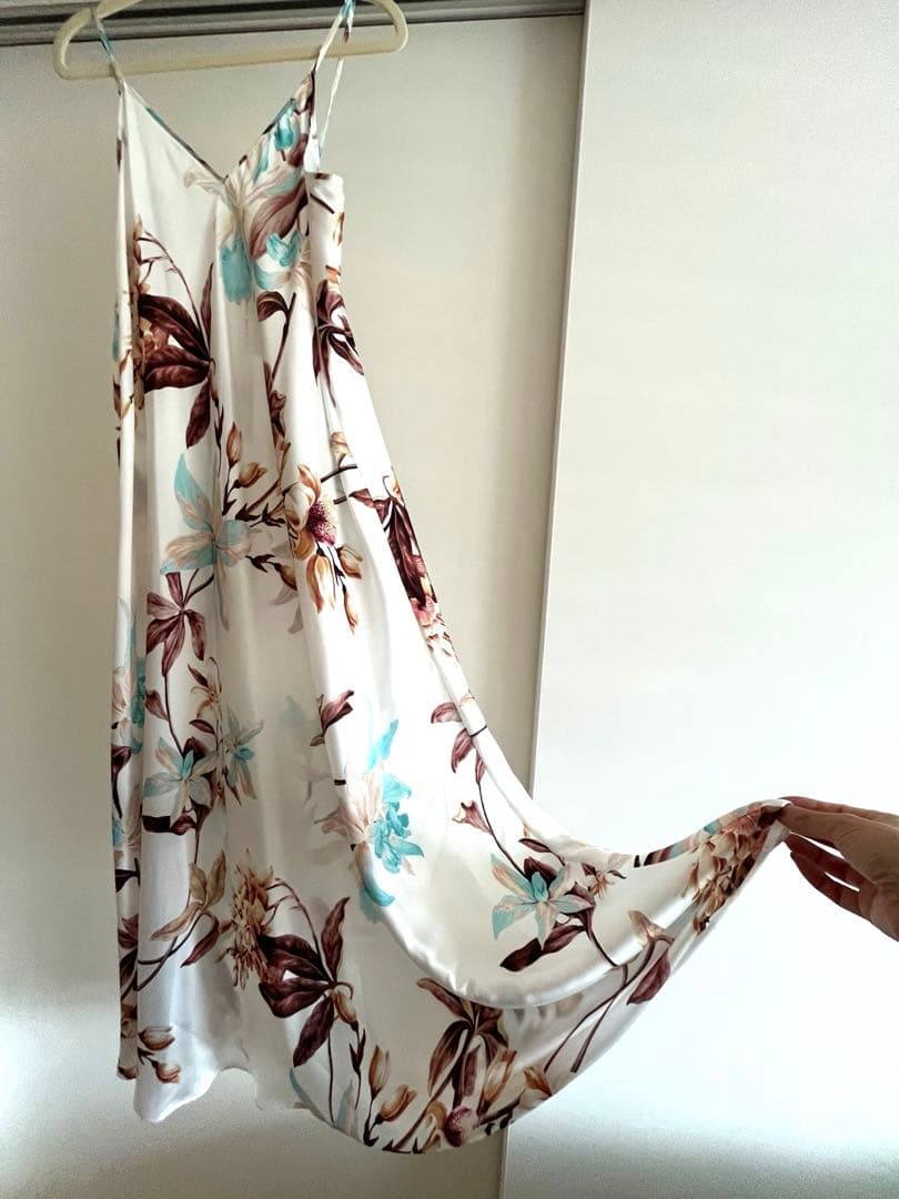 ★12/25まで★新品未使用タグ付★【Max Mara】ビーチワンピ（42）