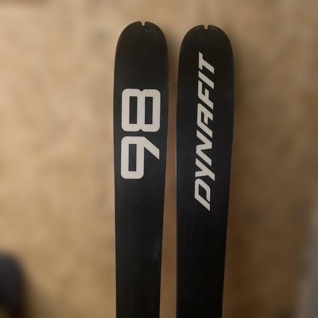 スキー板　ディナフィット　ビースト98 女性または小柄な方向き