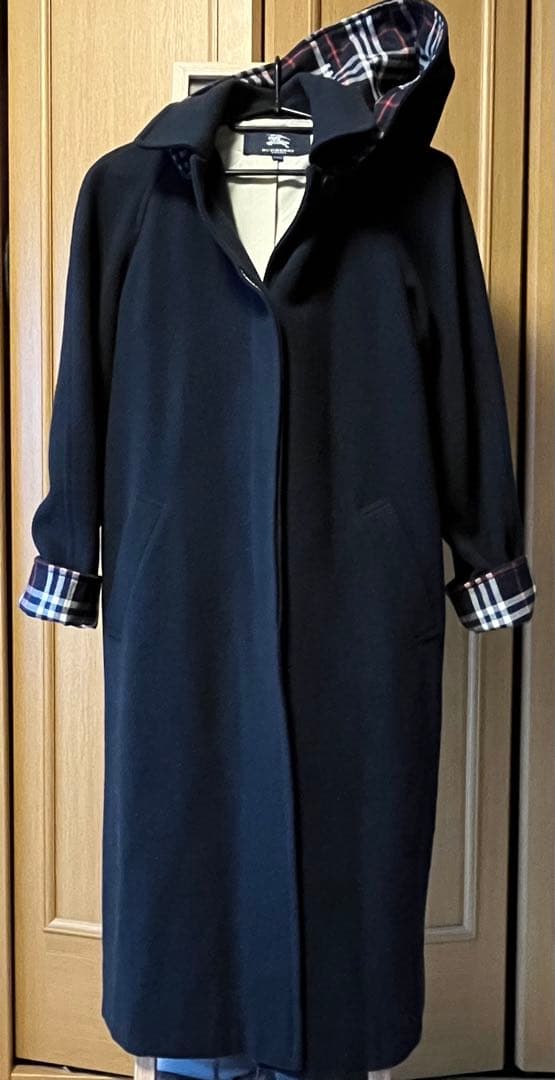 Burberry London のネイビーコート