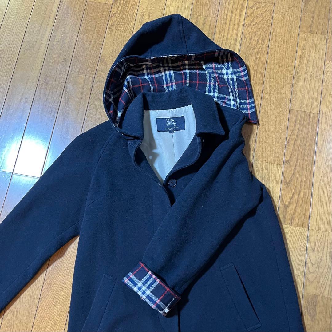 Burberry London のネイビーコート