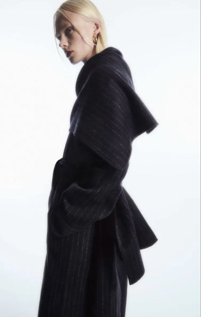 新品 COS オーバーサイズ　ピンストライプ　コート