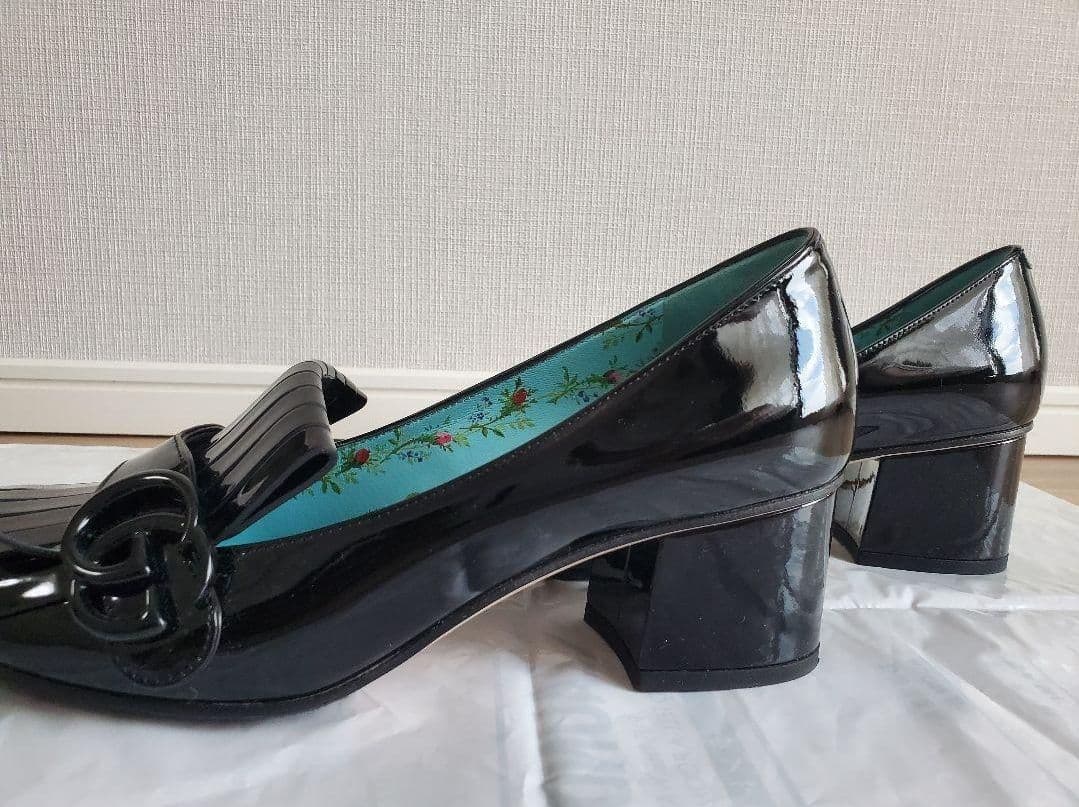 GUCCI グッチ ミッドヒール エナメルパンプス