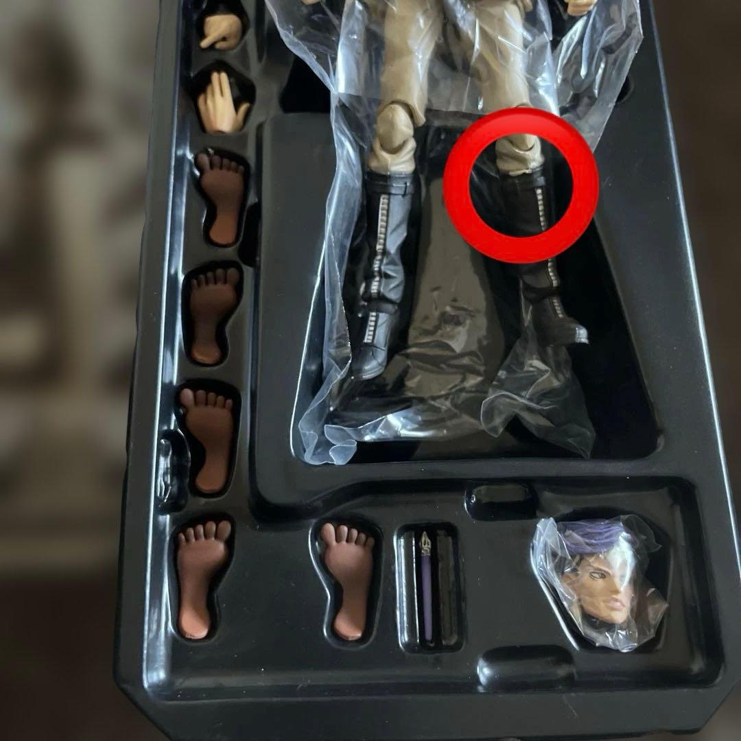 ※ジョジョ展限定 超像可動『岸辺露伴 Ver.2 Black』フィギュア